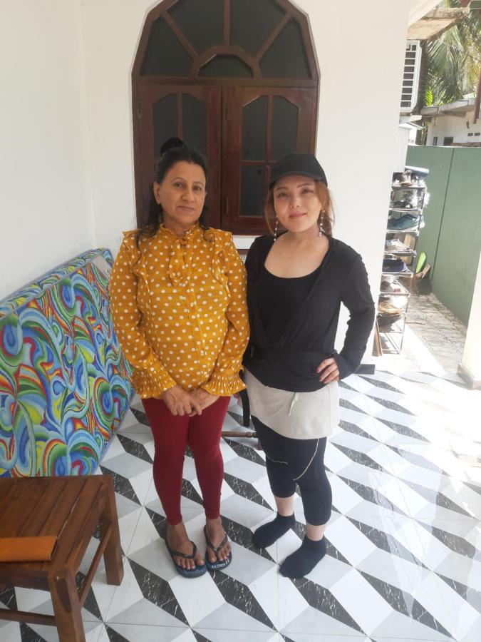 Hellen Homestay Негомбо Екстериор снимка
